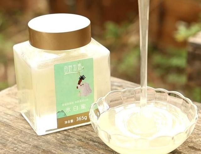 原蜂蜜能直接食用吗？蜂蜜不加水能直接吃吗？