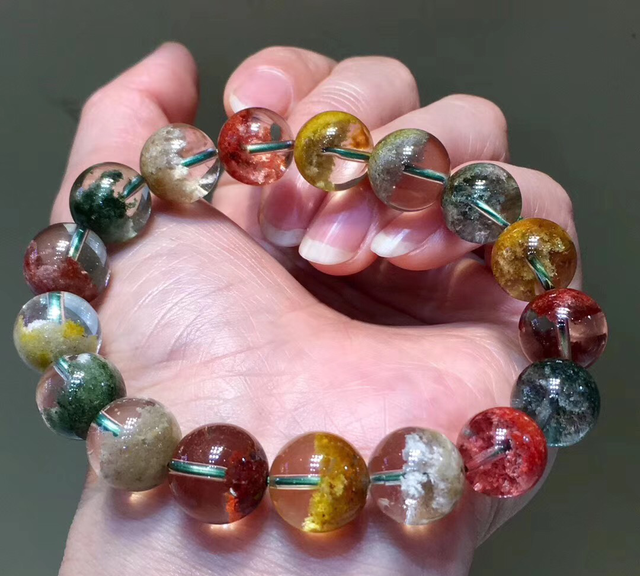 幽灵水晶，名字虽吓人却尽显四季之美，还有一个美丽的传说