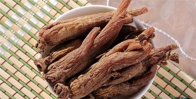 小康说药：服用红参有禁忌，这三种情况要多加注意！