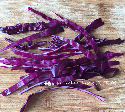 酸瓜鸡肉沙拉的做法