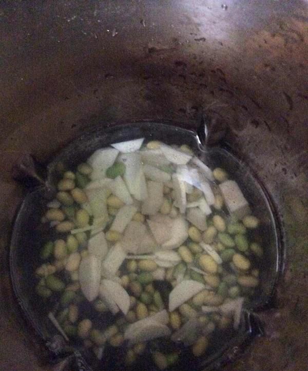 此菜秋天不吃太遗憾，做成豆糊，鲜嫩营养，孩子常吃加快大脑发育