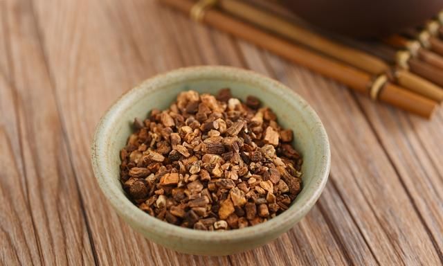 蒲公英根的神奇功效，居然可以这样