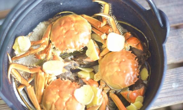 螃蟹除了清蒸，大厨再教你7种不同吃法，每天不重样，做法还简单