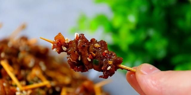 冬季吃羊肉驱寒暖胃，羊的不同部位，有不同的吃法，建议这么做