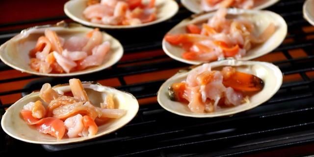 贝类海鲜这样烤着超好吃，做法特别简单，味道不比烧烤摊的差