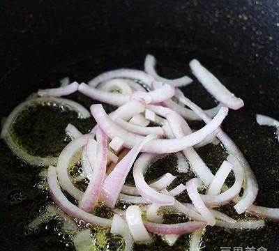 风干肠芹菜什锦炒米粉