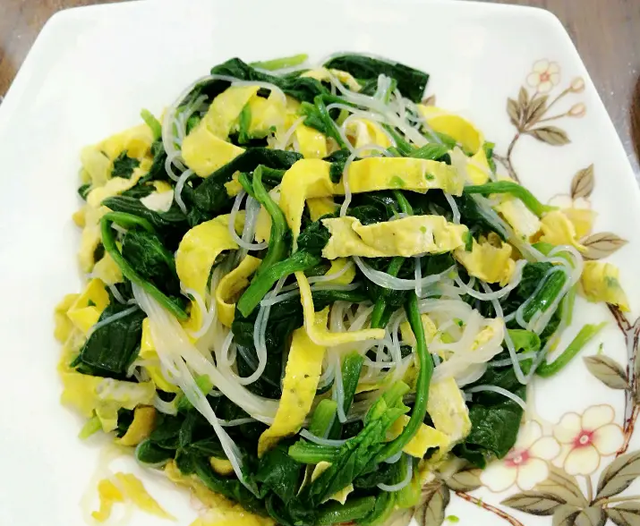 鸡蛋配什么菜最好吃？教你5种不同做法，鲜香美味，顿顿吃光盘