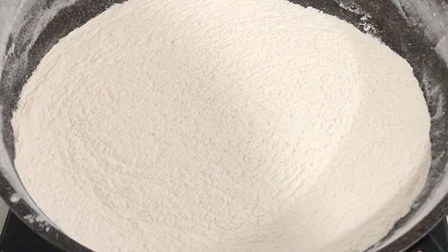 中秋节快到了，教你做五仁月饼，皮薄馅大，甜而不腻，好吃无添加