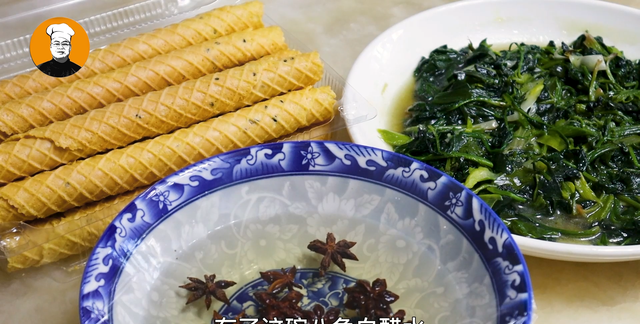 把白醋倒入八角里泡一泡，解决每家每户的大难题，省钱又实用