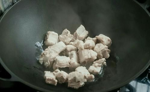 排骨怎么做好吃？豆棒烧排骨做法，您吃过吗？口感独特！