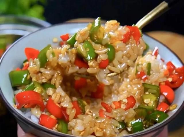 川味油辣椒巨好吃的做法！