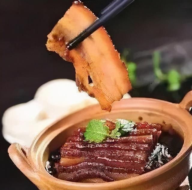 腊汁肉的做法，陕西街头著名小吃，软糯可口，老少皆宜的美食