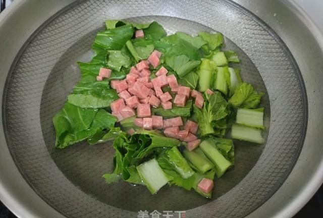 10分钟快手疙瘩汤！简单方便，营养丰富，好喝还好消化