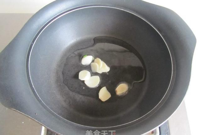 10分钟快手疙瘩汤！简单方便，营养丰富，好喝还好消化