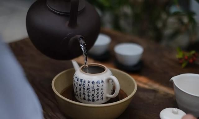 秋季喝熟普有哪些好处？哪些人群更适合喝？