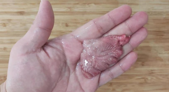 鸭子身上有4个部位毒素最多，不要随便吃了，多亏卖鸭老板提醒