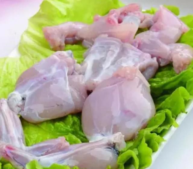 粤人有句顺口溜“崇鱼头鲩鱼尾，塘鲺中间田鸡比”你知道其含意吗