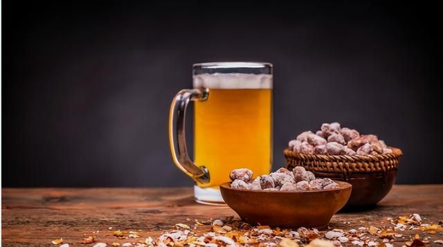 吃花生，能养生？研究发现：花生让血管更健康，但怎样吃才正确？
