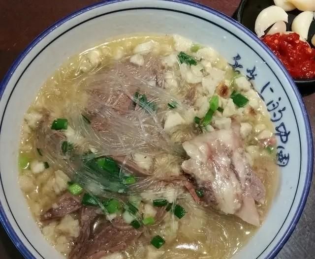 牛羊肉泡馍不仅仅只是吃
