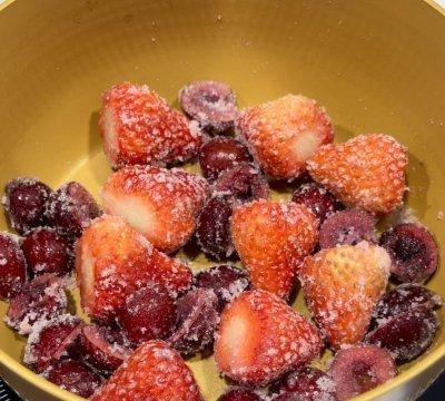 冰点草莓--冰点车厘子--草莓的100种吃法--易上手网红甜
