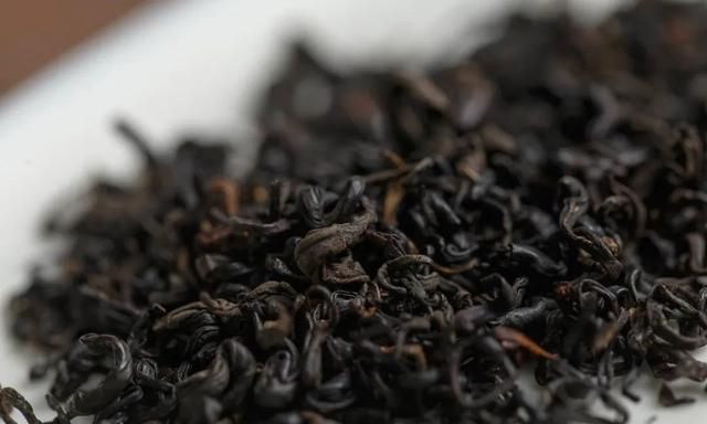 与正山小种同等地位，为什么更多人喜欢祁门红茶？