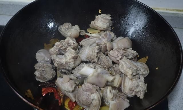 冬日进补选羊肉，解锁3种经典神吃法，让您的整个冬天沸腾起来