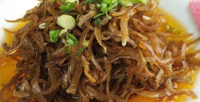 丁香鱼5种最好吃的做法，简单美味又下饭，看看你喜欢吃哪种？
