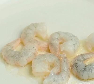 #精品菜谱挑战赛#番茄虾仁星星面