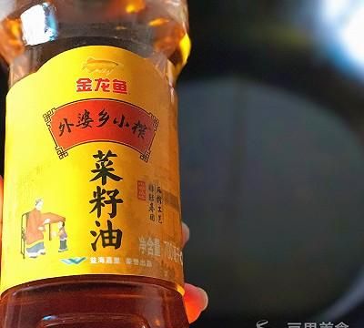凉拌豆腐#金龙鱼外婆乡小榨菜籽油，最强家乡菜#