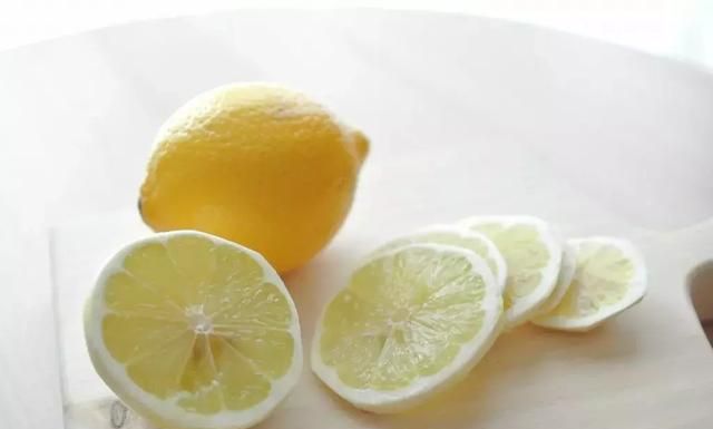 不一样的柠檬吃法！这个夏日就是要尝个“酸”！