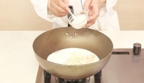 杏仁豆腐的做法有哪些,杏仁豆腐的家常做法图21
