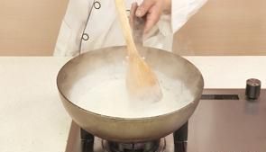 杏仁豆腐的做法有哪些,杏仁豆腐的家常做法图23