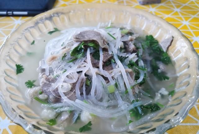 萝卜丝怎么煮汤好喝,煎鸡蛋和萝卜丝一起煮汤图16