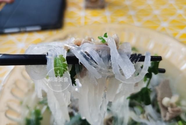 萝卜丝怎么煮汤好喝,煎鸡蛋和萝卜丝一起煮汤图17
