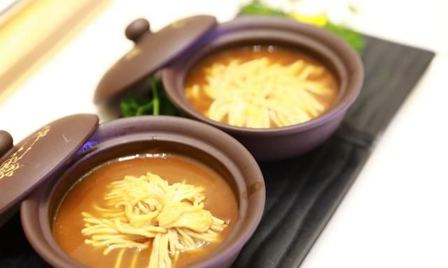 鹿肉的百种吃法，东北美食盛宴、很贵很补