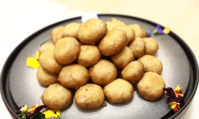鹿肉的百种吃法，东北美食盛宴、很贵很补