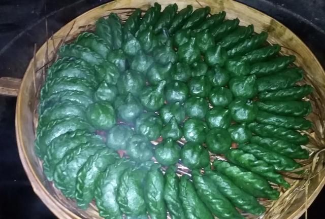 艾叶糍粑怎么做(艾叶糍粑的)图6