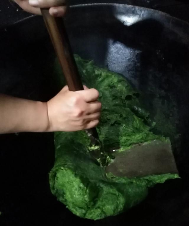 艾叶糍粑怎么做(艾叶糍粑的)图8