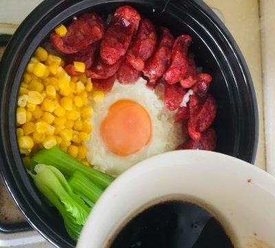 馋了很久的煲仔饭，今天给安排上了