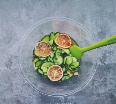 一夜渍水果鱼露酸黄瓜夏日凉菜#童年不同样，美食有花样#