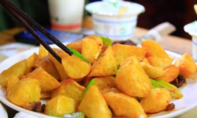 怎么炸土豆片好吃图4