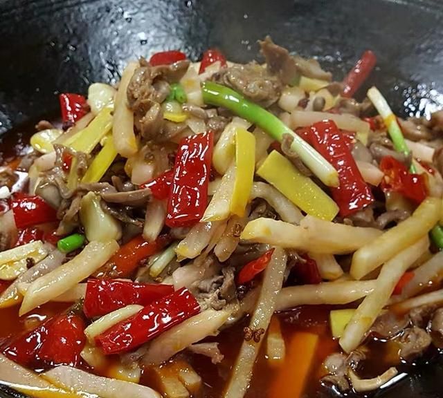 重庆小面鸡杂面(为什么重庆小面吃不腻呢)图2