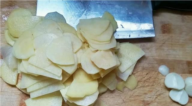 干腌菜怎么吃最好,干腌菜烧肉怎么烧图4