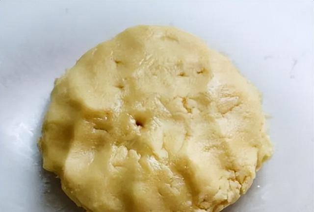 糖酥果子这样做，酥脆香甜，做法简单，凉了也非常好吃