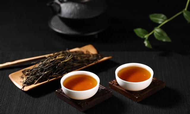 一杯滇红伴你过霜降