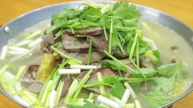 降温了，建议中老年人：少吃萝卜和海带，多吃4样，为入冬打基础