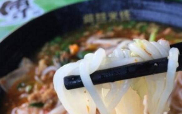 麻辣米线怎么做好吃,麻辣米线肉臊子做法图5