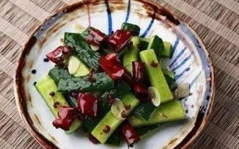 凉菜口感清爽消食开胃黄瓜拌豆皮