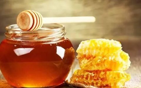 为什么龙眼蜂蜜是蜜中之王(荔枝蜜与龙眼蜂蜜区别)