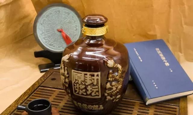 喝窖藏老酒的“四大好处”